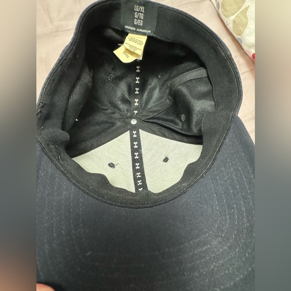 Under Armour Cap Navy Blue Sz XL Used Condition - Picture 3 of 6
